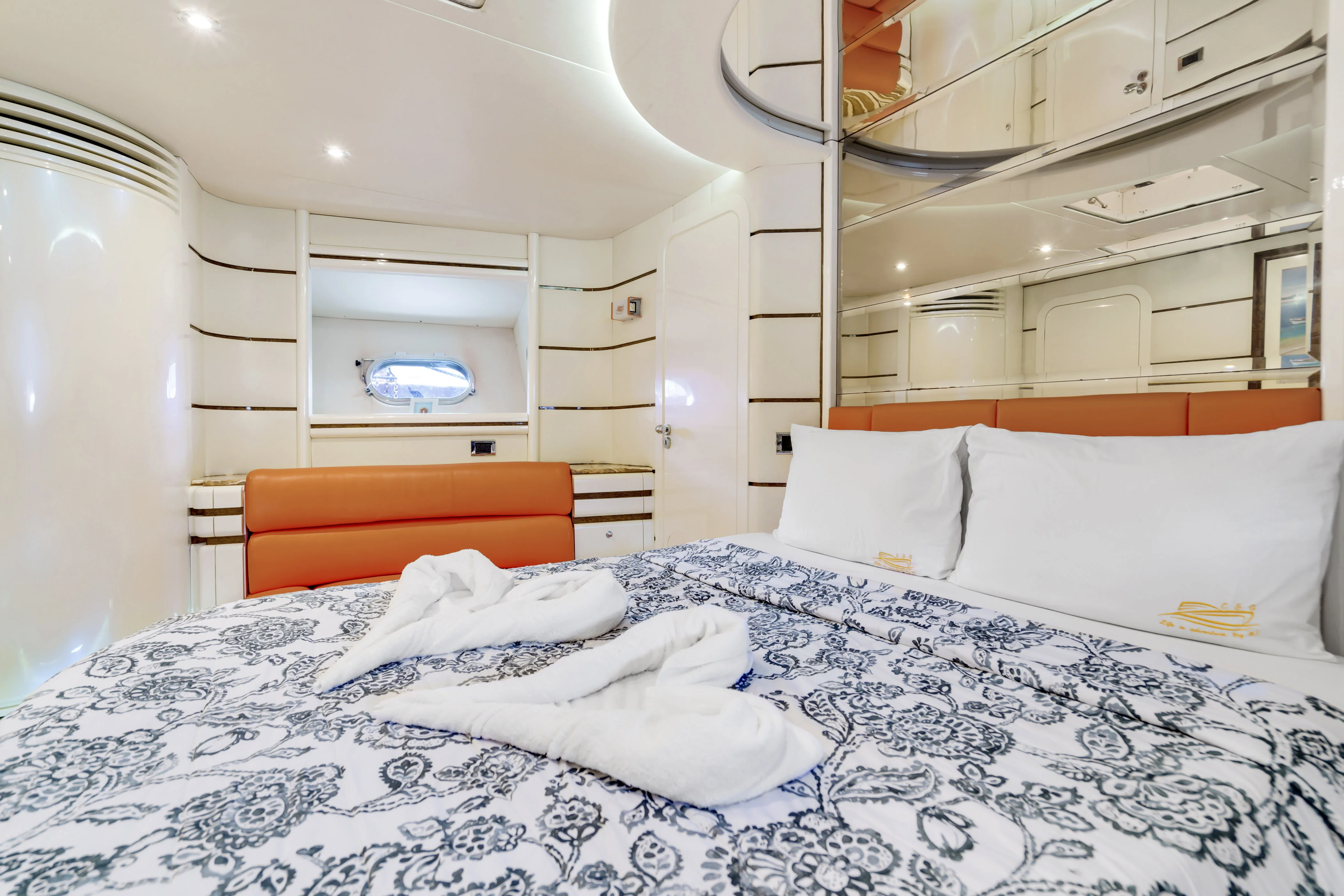85ft Baia sport yacht excellence